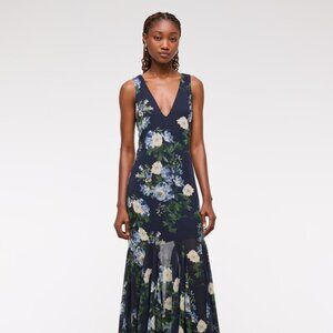 NWT Plunge Godet Skirt Maxi Dress - Size Medium